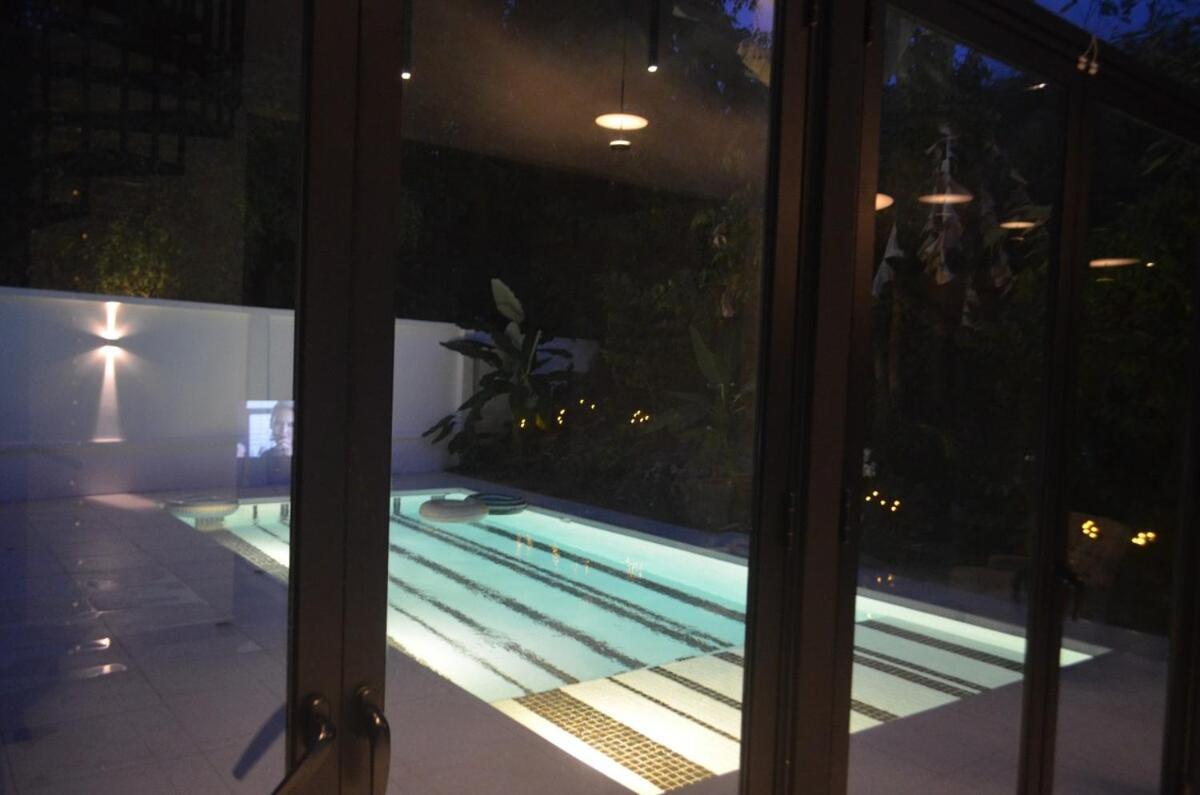 Clara Mutiara Pool Vila