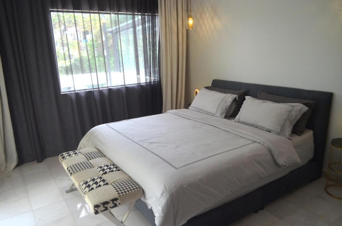 Vila Clara Mutiara Pool