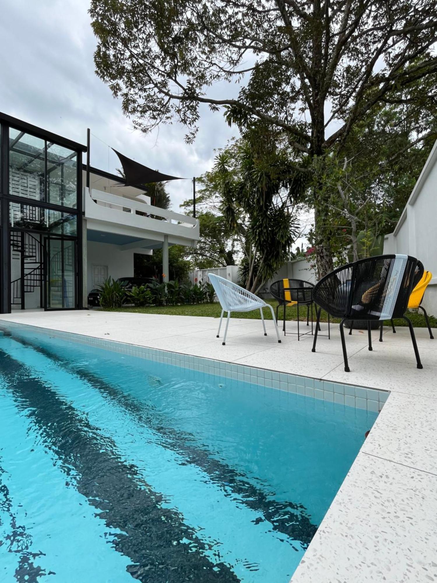 Vila Clara Mutiara Pool Seremban
